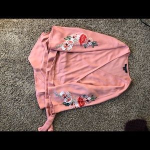 Cute pink top with rose detail
